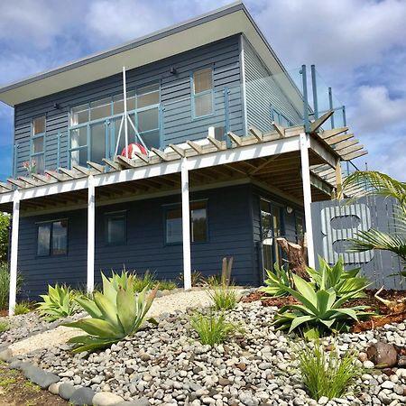 Oceans 8 - Mangawhai Heads Holiday Home ภายนอก รูปภาพ